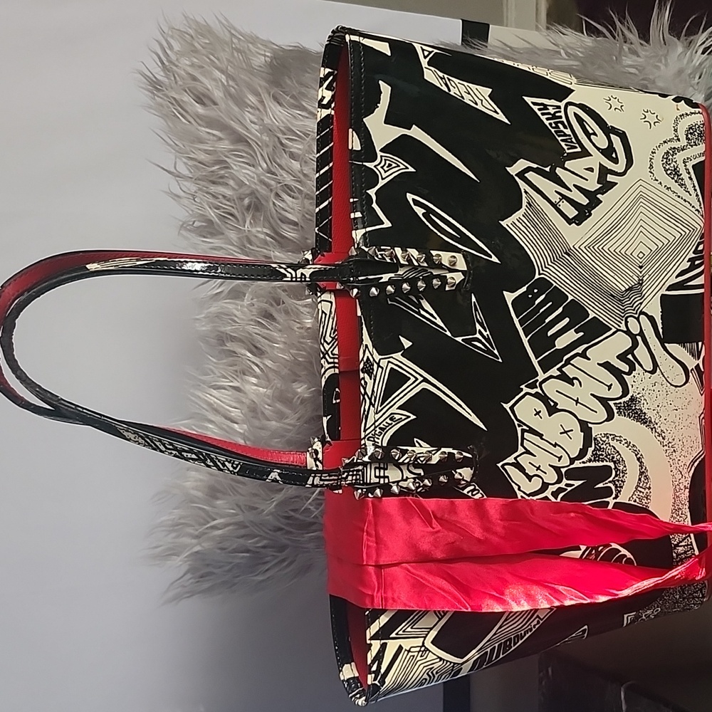 Christian Louboutin Graffiti Cabata  Tote W/ Dustbag - Picture 4 of 16